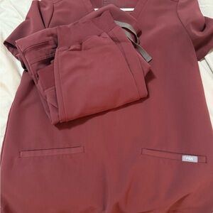 Figs Women's Burgundy Pants & Jumpsuit Set
